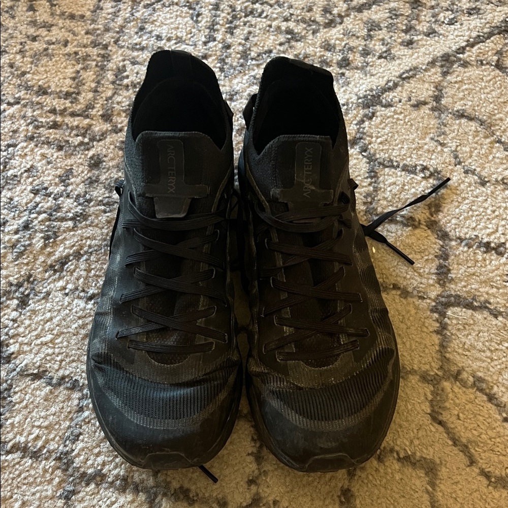 Men’s Norvan SL trail shoes by arcteryx
